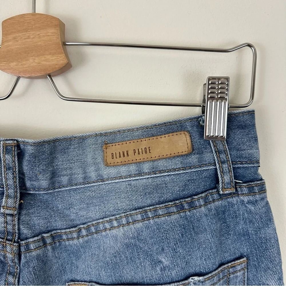 Blank Paige Distressed Blue Jeans Straight Slim Leg Size Medium Women's